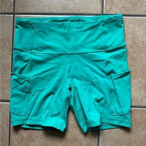 Lululemon fast and free shorts